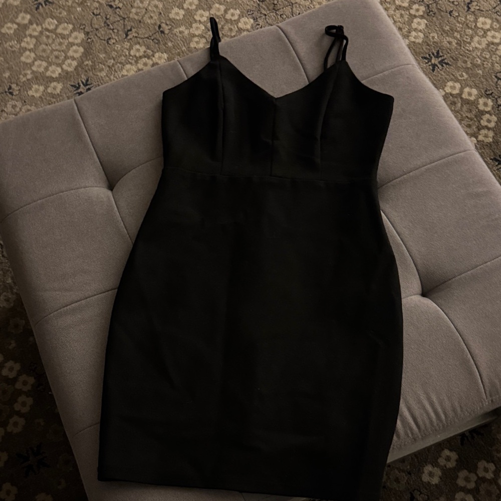 Lulu Elegant Black Women's Dress